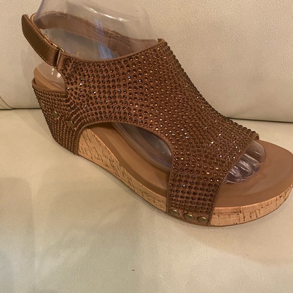 Sandals - Picture 2 of 4